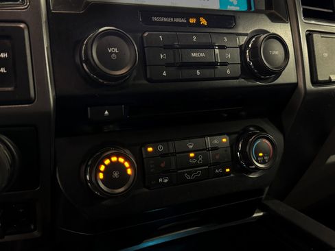 Used 2017 Ford F150 XLT w/ Equipment Group 302A Luxury image 10