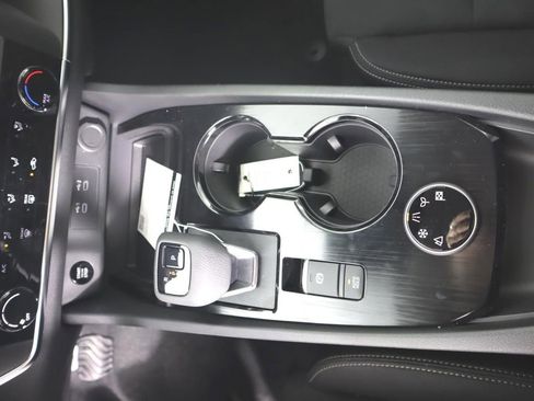 Certified 2025 Nissan Rogue S image 16