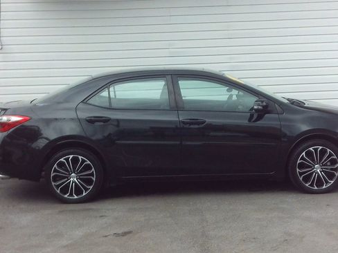Used 2016 Toyota Corolla S w/ Body Protection Package #1 FWD image 7