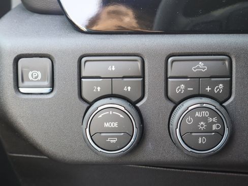 New 2026 Chevrolet Silverado 3500 LT image 30