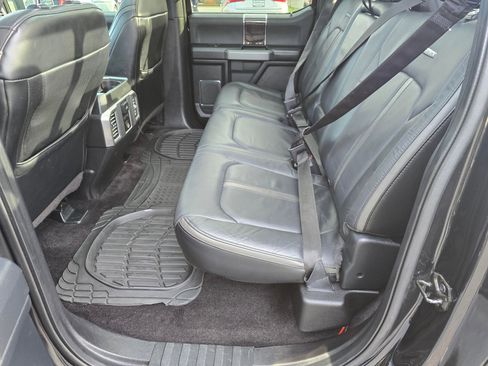 Used 2015 Ford F150 Platinum w/ Technology Package image 30