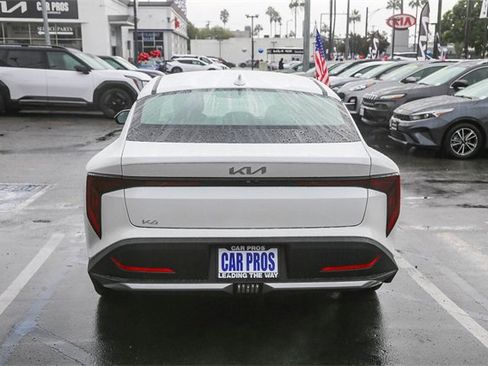 Certified 2025 Kia K4 LX image 9