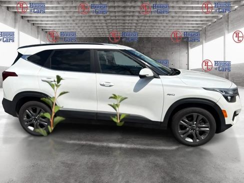 Used 2022 Kia Seltos S AWD/4WD image 4