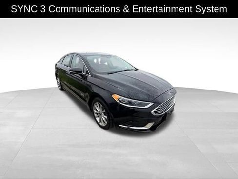 Used 2018 Ford Fusion Energi SE FWD image 5