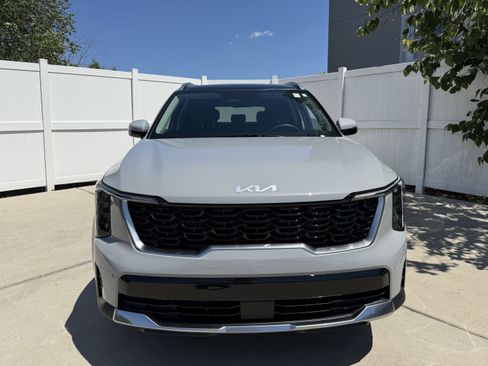 New 2025 Kia Sorento S w/ Panoramic Sunroof Package image 5