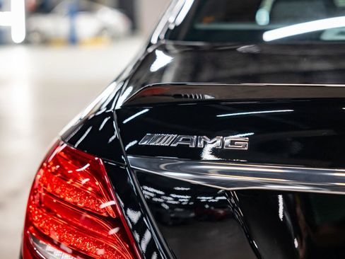 Used 2018 Mercedes-Benz E 63 AMG S image 32