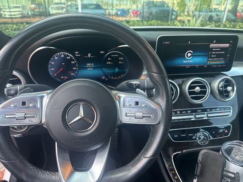 Used 2020 Mercedes-Benz C 300 Sedan image 4