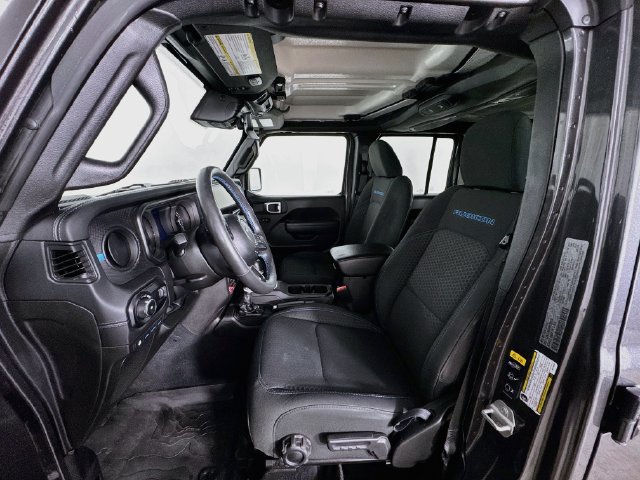 Used 2024 Jeep Wrangler Unlimited Rubicon 4xe w/ Dual Top Group AWD/4WD image 24