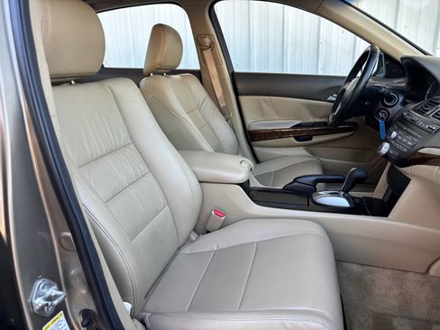 Used 2010 Honda Accord EX-L image 8