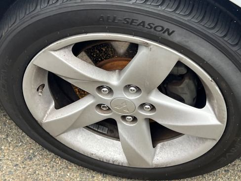 Used 2006 Mitsubishi Eclipse GS FWD image 15