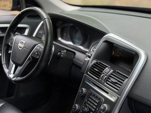 Used 2014 Volvo XC60 T6 AWD/4WD image 15