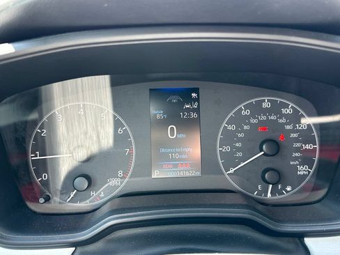 Used 2023 Toyota Corolla SE FWD image 6