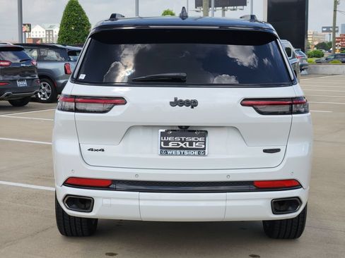 Used 2025 Jeep Grand Cherokee L Summit w/ Obsidian Package AWD/4WD image 6