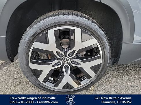 Certified 2023 Volkswagen Taos SEL AWD/4WD image 19