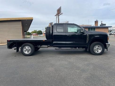 New 2025 Ford F350 XL w/ XL Chrome Package AWD/4WD image 10