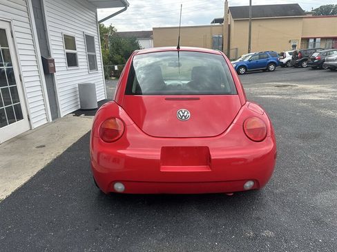 Used 2004 Volkswagen Beetle GLS FWD image 6