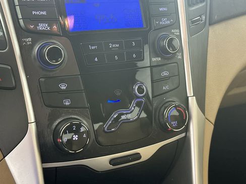 Used 2012 Hyundai Sonata GLS w/ Popular Equipment Pkg FWD image 17
