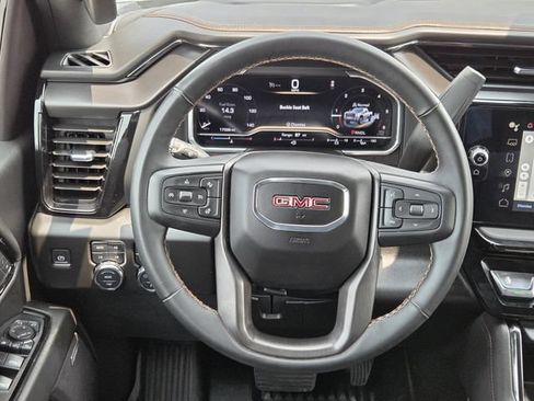 Used 2024 GMC Sierra 2500 AT4 w/ AT4 Preferred Package AWD/4WD image 21