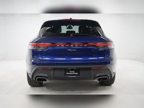 Certified 2025 Porsche Macan image 11