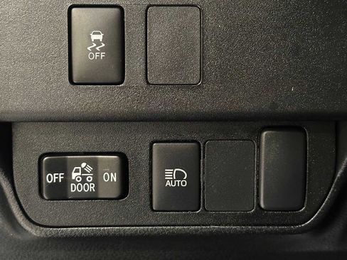 Certified 2023 Toyota Tacoma SR5 RWD image 17