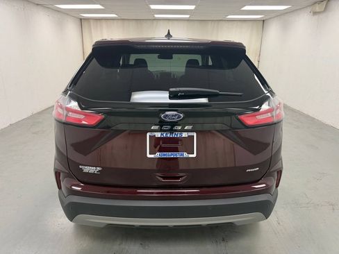 Used 2024 Ford Edge SEL w/ Convenience Package AWD/4WD image 4