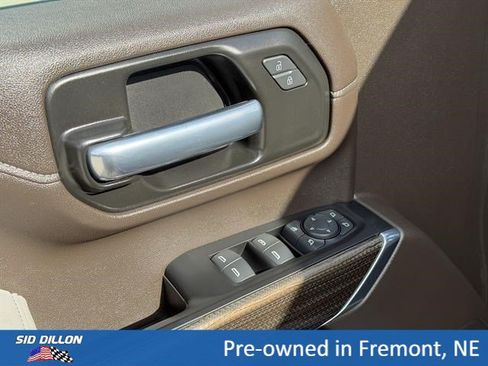 Used 2022 Chevrolet Silverado 2500 LT w/ Convenience Package AWD/4WD image 15
