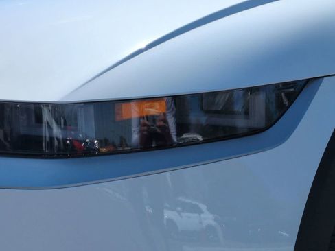 New 2026 Hyundai Ioniq 5 SEL RWD image 10
