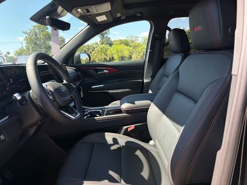 New 2026 Chevrolet Traverse Z71 w/ Driver Confidence Package AWD/4WD image 21