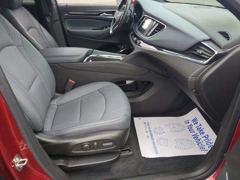 Used 2023 Buick Enclave Essence w/ Sport Touring Edition FWD image 26