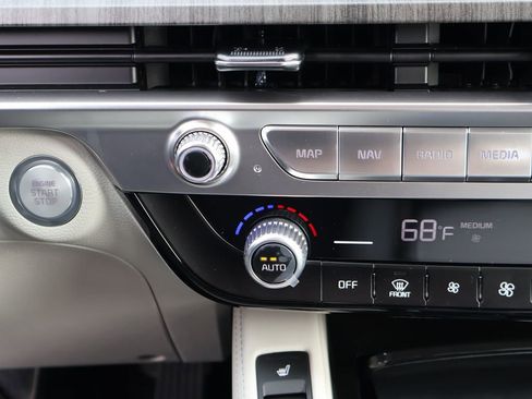 New 2025 Kia Telluride EX image 30