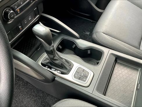 New 2026 Nissan Frontier SV w/ Tow Package image 9