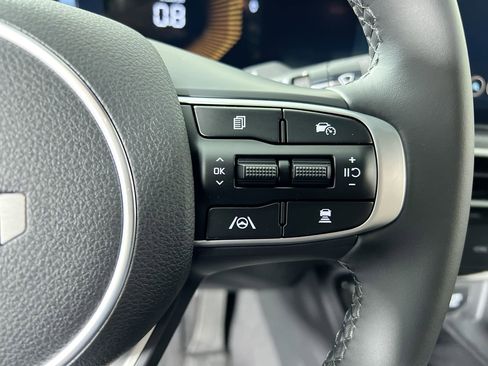 New 2026 Kia K5 EX image 19