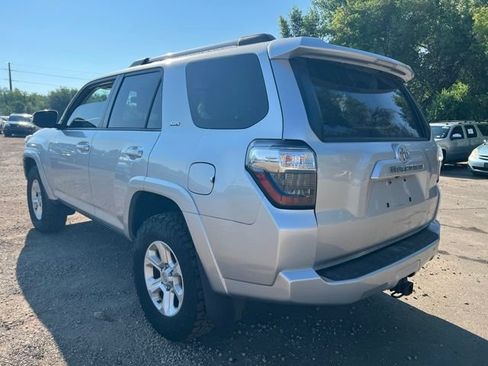 Used 2015 Toyota 4Runner SR5 Premium AWD/4WD image 3