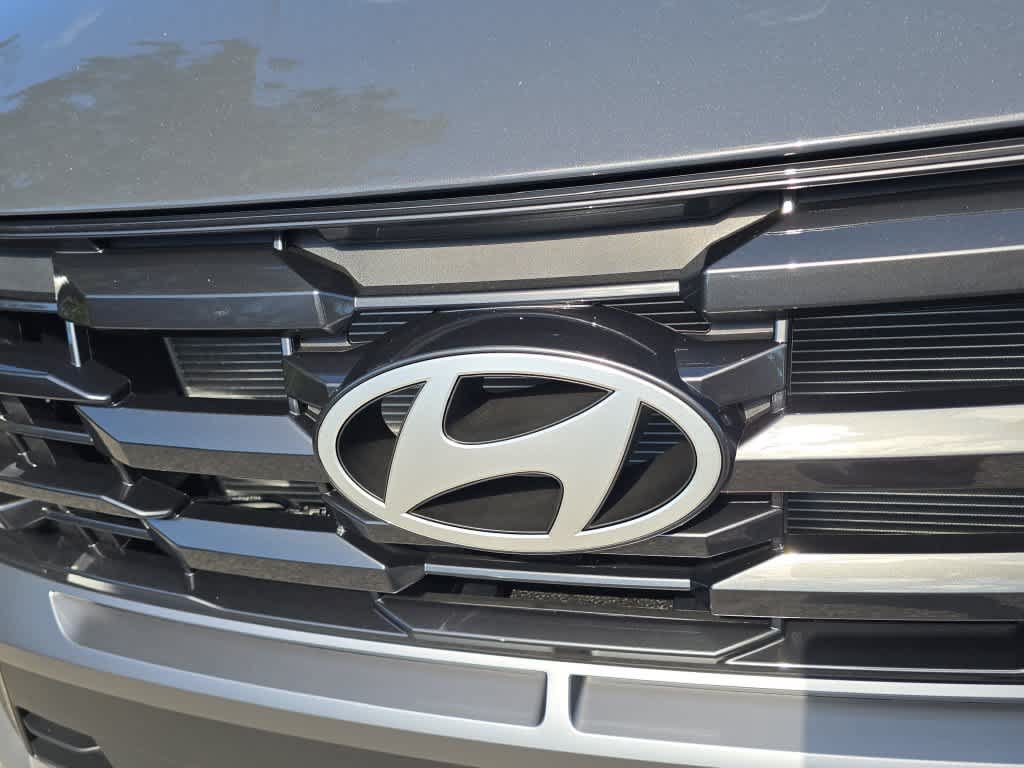 New 2026 Hyundai Tucson SE w/ Tow & Go Package FWD image 12