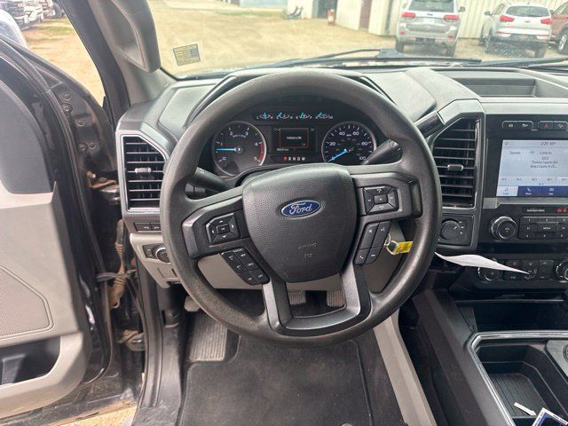 Used 2020 Ford F350 XLT w/ XLT Premium Package AWD/4WD image 13