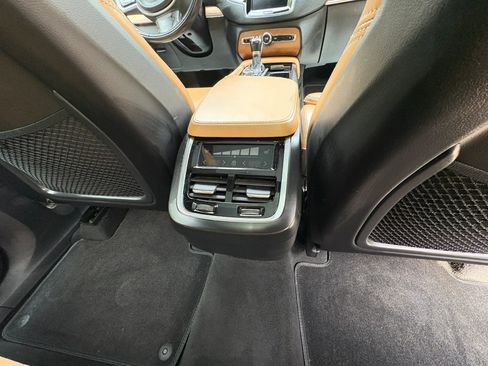 Used 2019 Volvo XC90 T6 Inscription w/ Advanced Package AWD/4WD image 18
