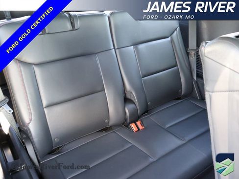 Certified 2025 Ford Explorer ST-Line w/ ST-Line Street Pack image 13