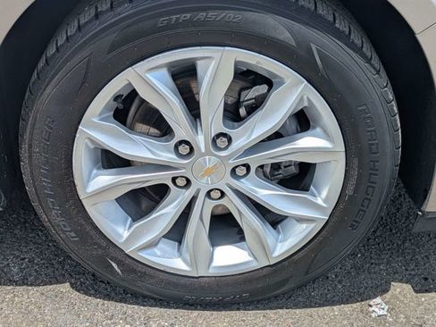 Used 2024 Chevrolet Malibu LT FWD image 11