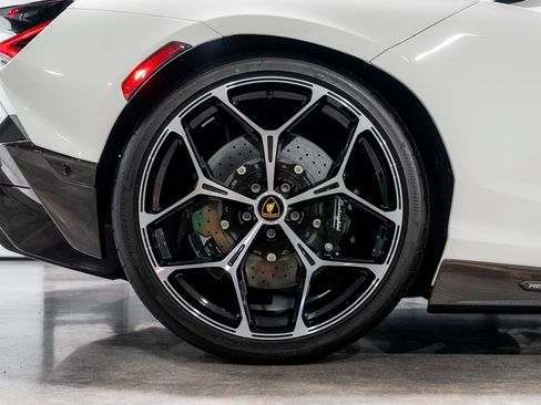 Used 2025 Lamborghini Revuelto AWD/4WD image 83