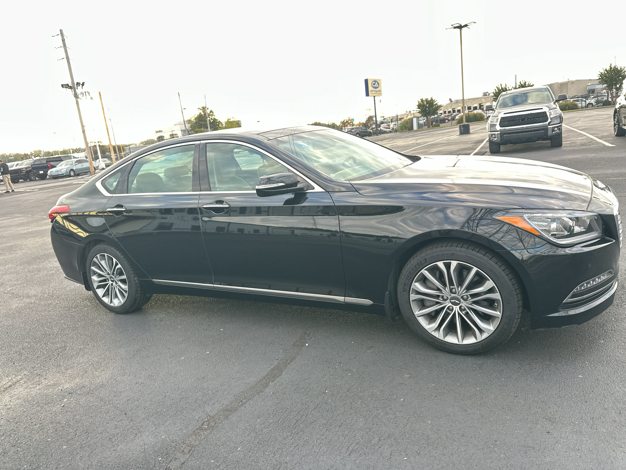 Used 2017 Genesis G80 3.8 w/ Option Group 02 RWD image 3
