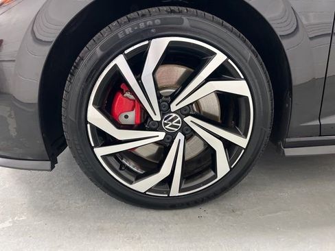 Used 2022 Volkswagen Jetta GLI Autobahn FWD image 4