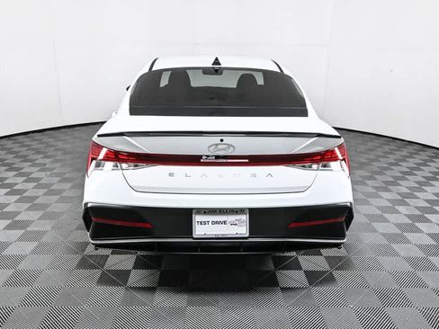New 2026 Hyundai Elantra SEL Sport Premium image 8