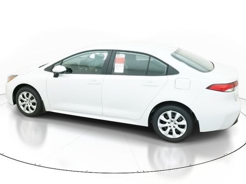 New 2026 Toyota Corolla LE image 4