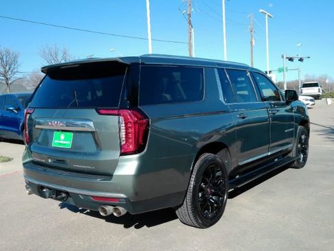 Used 2023 GMC Yukon XL Denali image 6