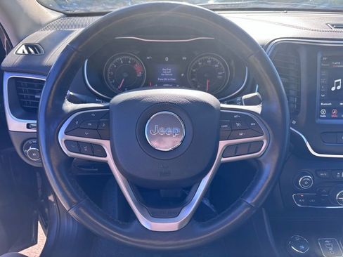 Used 2021 Jeep Cherokee Latitude Lux w/ Sun & Sound Group image 17