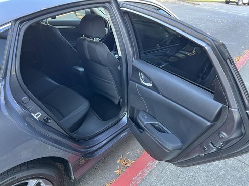 Used 2020 Honda Civic EX image 10