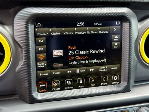 Used 2022 Jeep Wrangler Unlimited Rubicon 4xe image 26