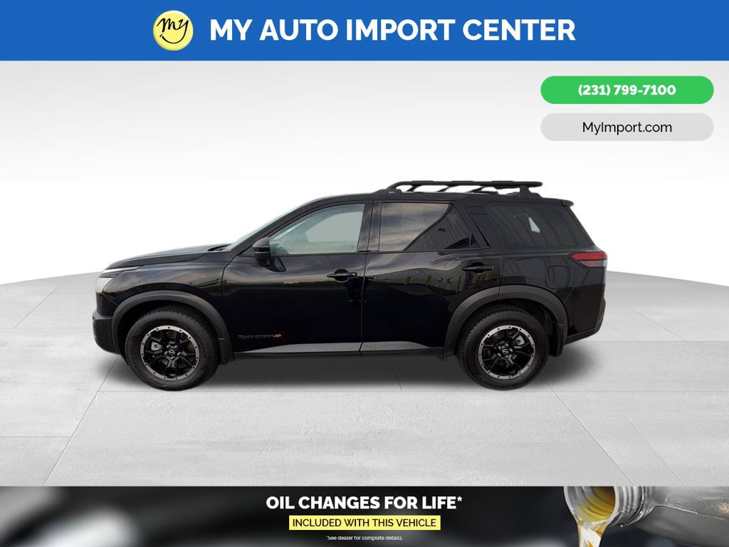 Used 2025 Nissan Pathfinder Rock Creek AWD/4WD image 4