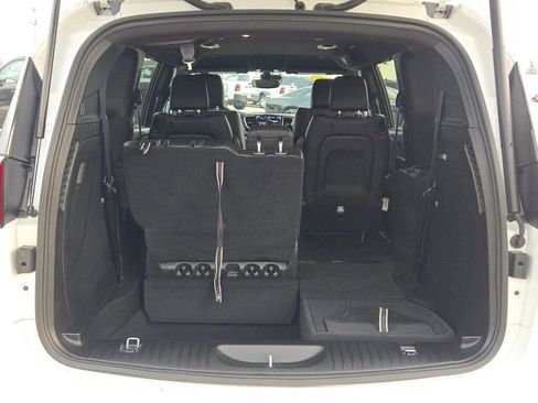 New 2025 Chrysler Voyager LX image 15