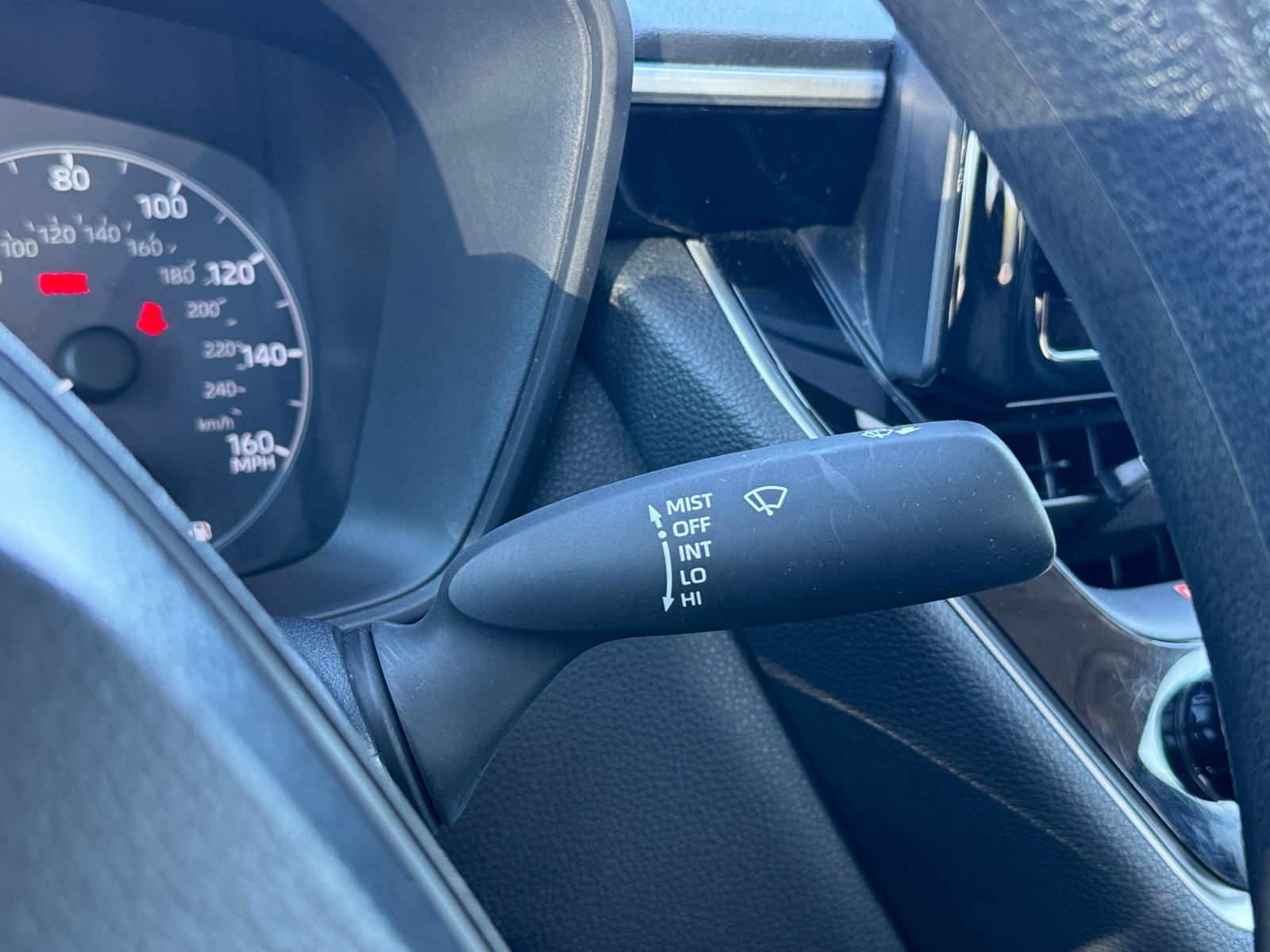 Used 2025 Toyota Corolla LE FWD image 16